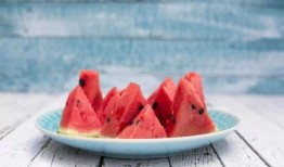 吃瓜吧水冰月,网络红人的崛起之路